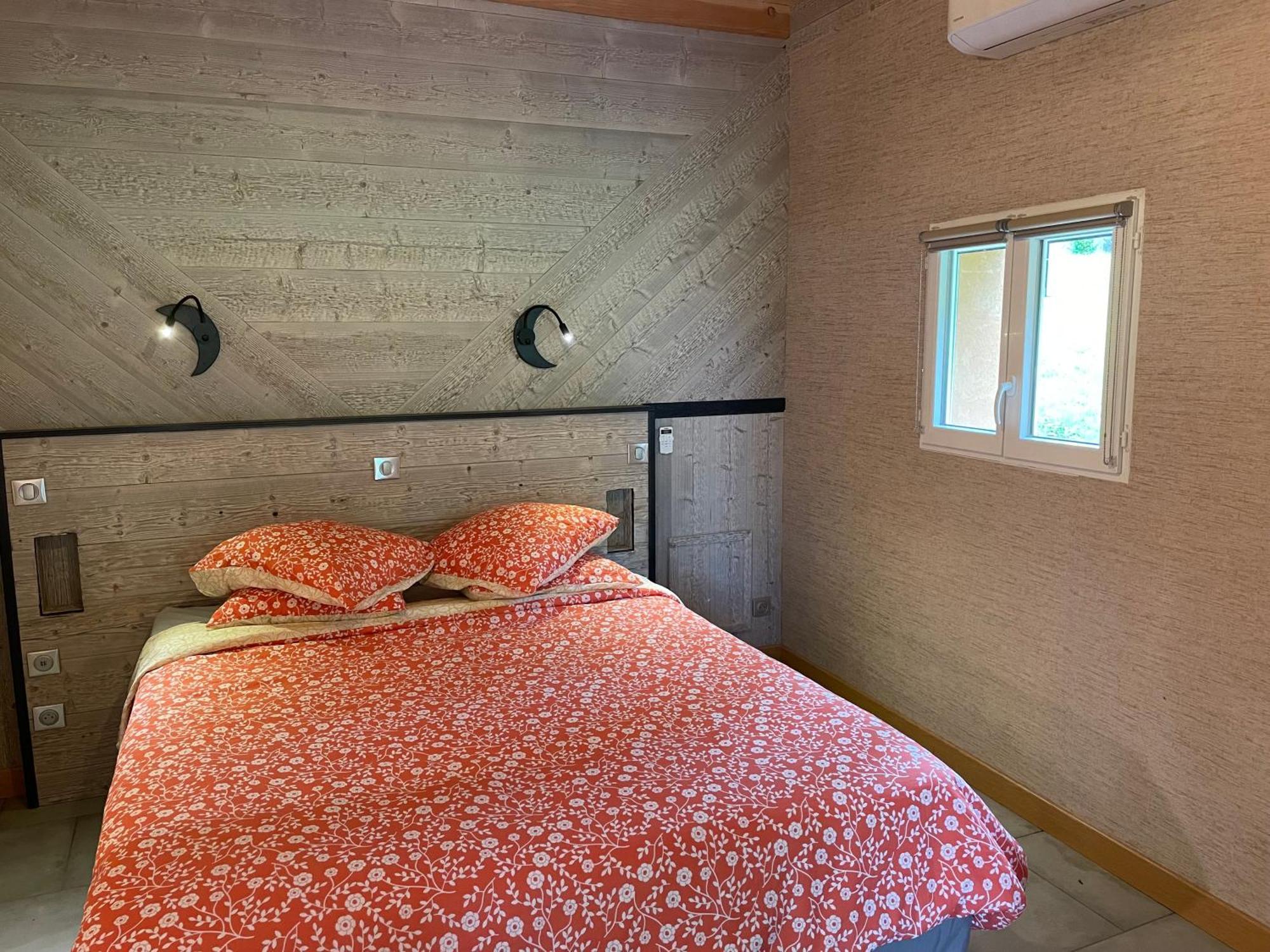 Bed and Breakfast La Ferme De Montard Montmorot Екстер'єр фото