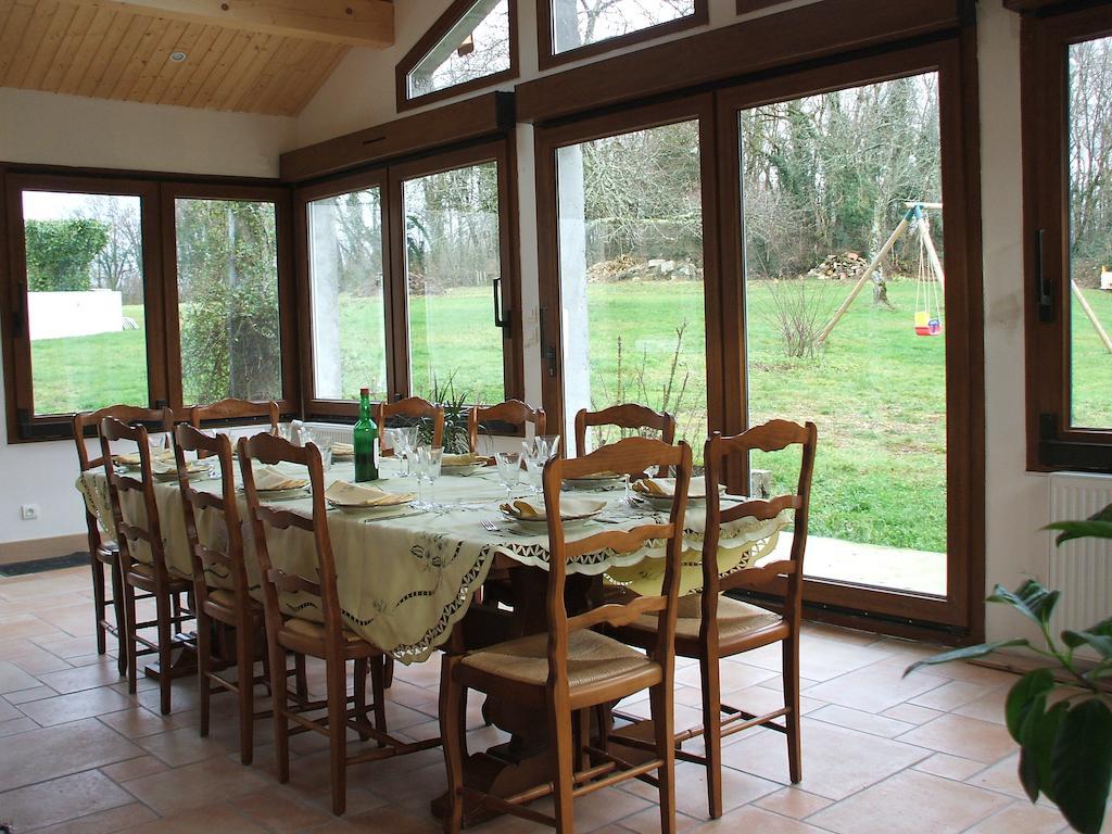 Bed and Breakfast La Ferme De Montard Montmorot Екстер'єр фото