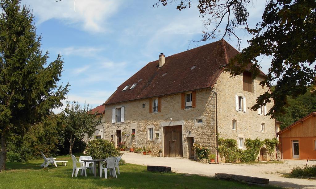 Bed and Breakfast La Ferme De Montard Montmorot Екстер'єр фото